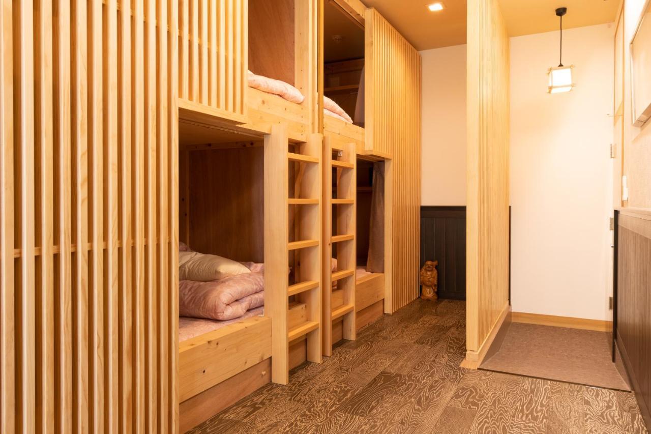 Miyajima Guest House Mikuniya Хатсукаичи Екстериор снимка